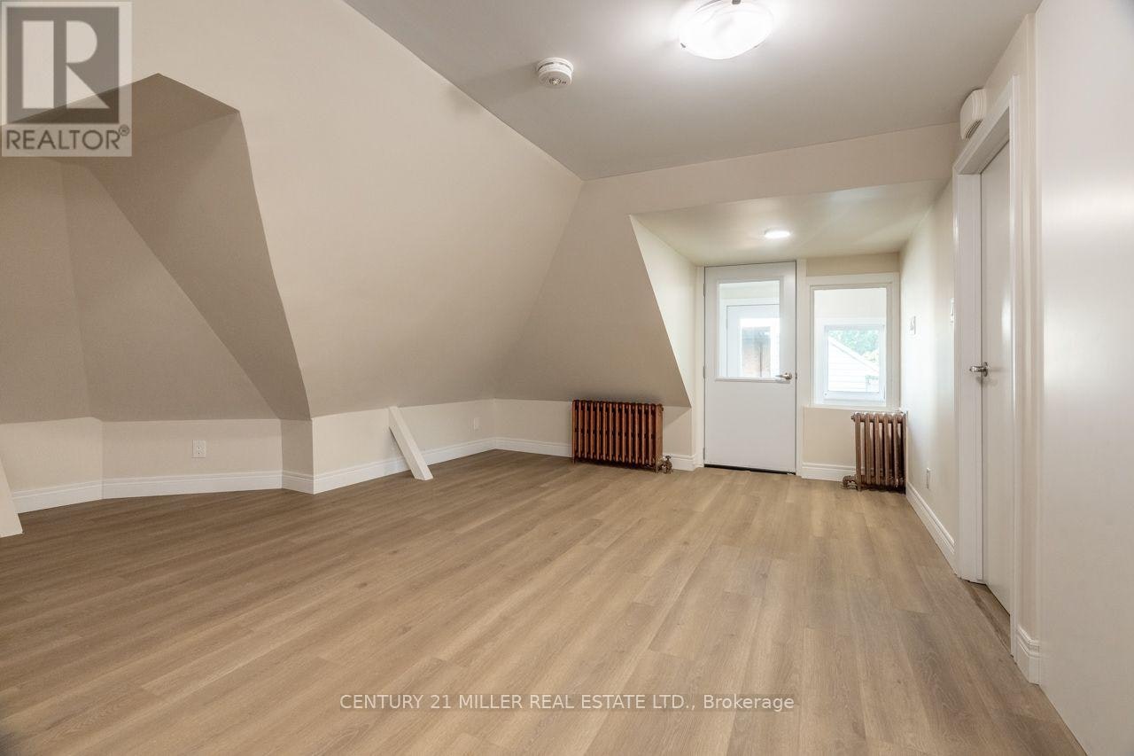 124 Gladstone Avenue, Hamilton, ON, L8M 2H9 - 7