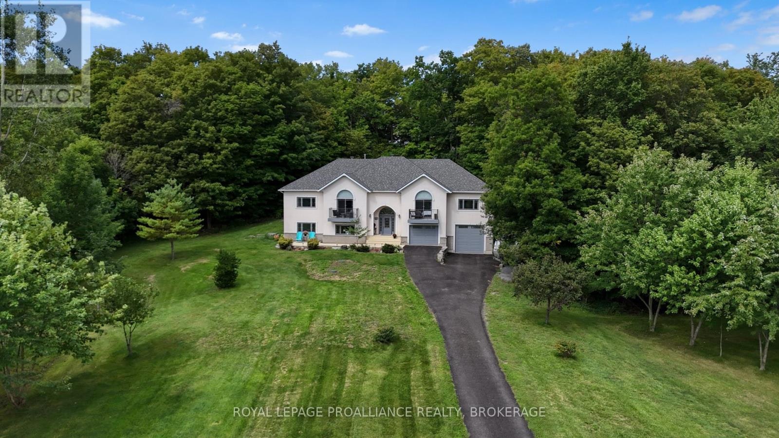 27 Collins Drive, South Frontenac, ON, K0H 1X0
