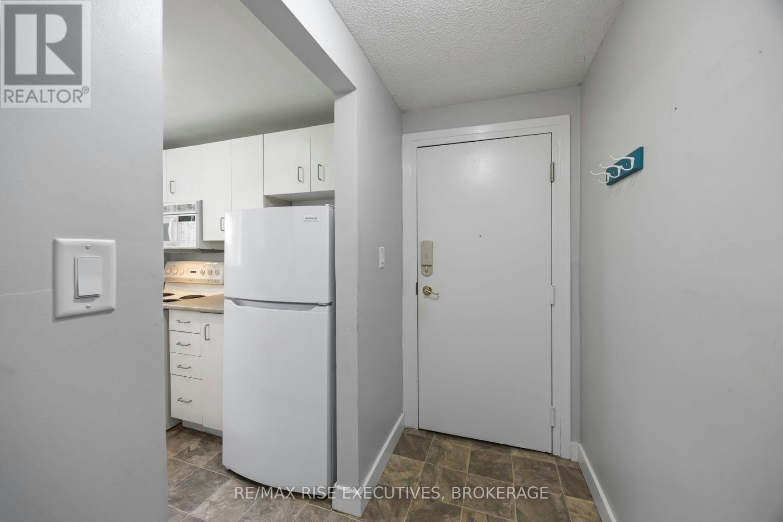 118-580 Armstrong Road, Kingston, ON, K7M 8M3 - 17