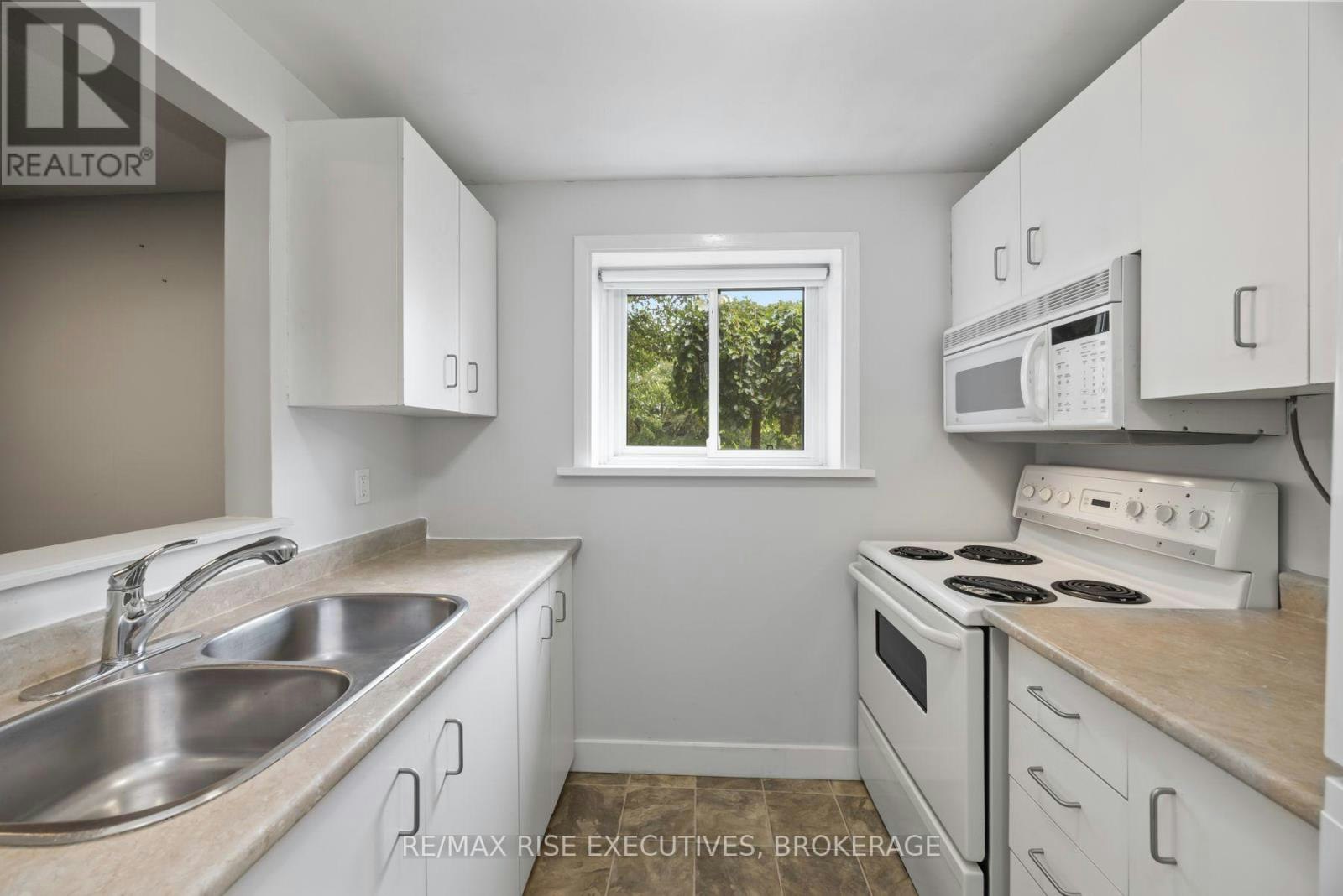 118-580 Armstrong Road, Kingston, ON, K7M 8M3 - 20