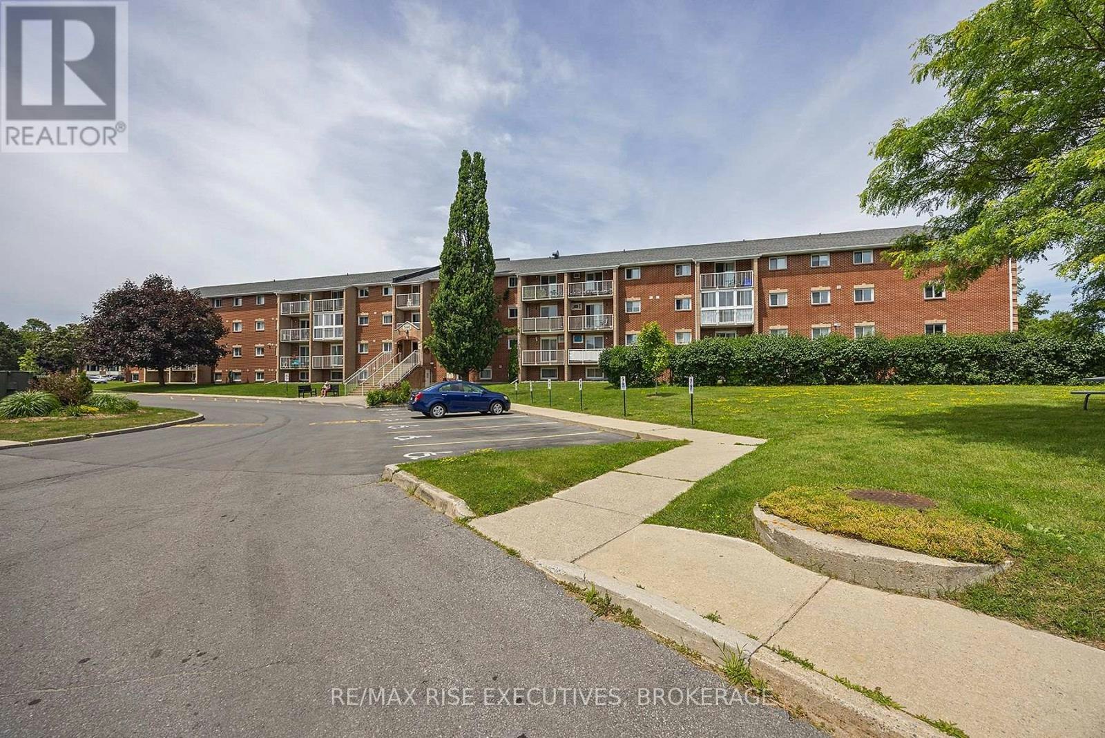 118-580 Armstrong Road, Kingston, ON, K7M 8M3 - 2