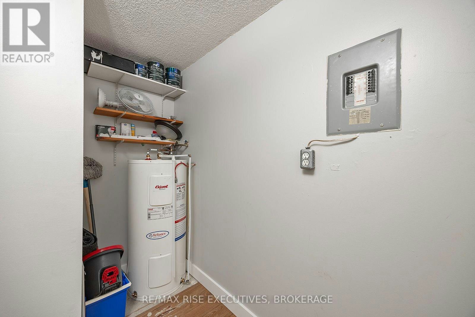 118-580 Armstrong Road, Kingston, ON, K7M 8M3 - 36