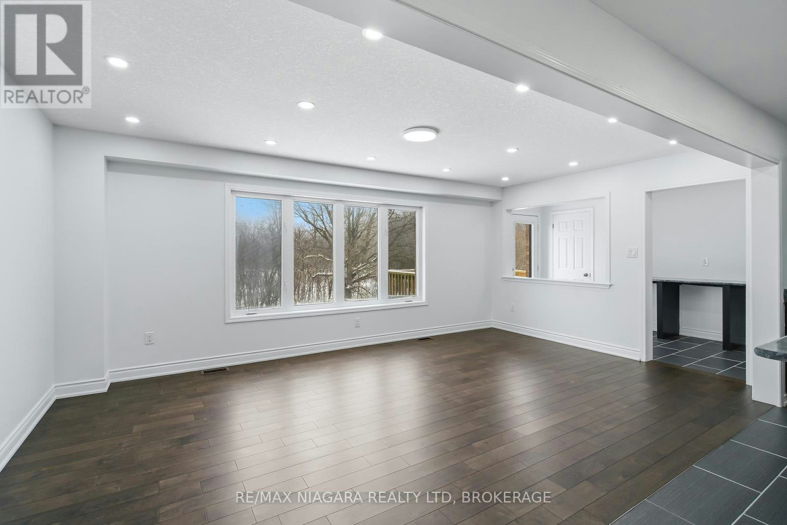 8139 Buckeye Crescent, Niagara Falls, ON, L2H 2Y6 - 10