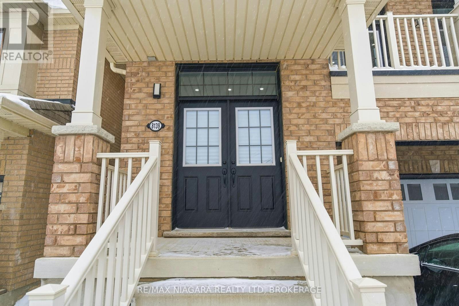 8139 Buckeye Crescent, Niagara Falls, ON, L2H 2Y6 - 2