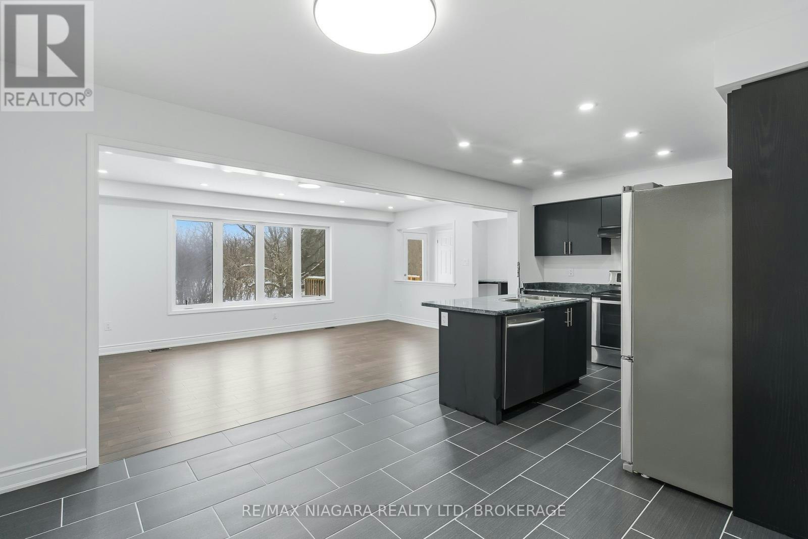 8139 Buckeye Crescent, Niagara Falls, ON, L2H 2Y6 - 6