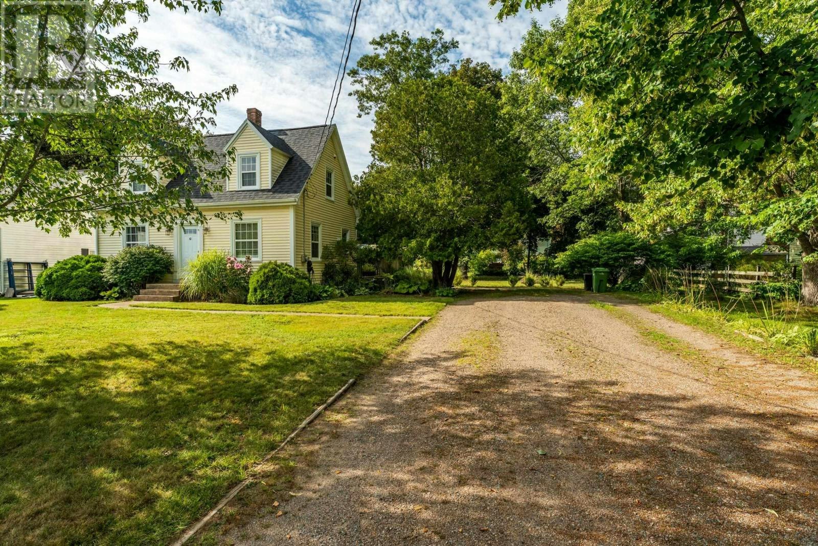 61 Connaught Avenue, Middleton, NS, B0S 1P0