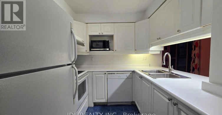 1206-889 Bay Street, Toronto, ON, M5S 3K5 - 4