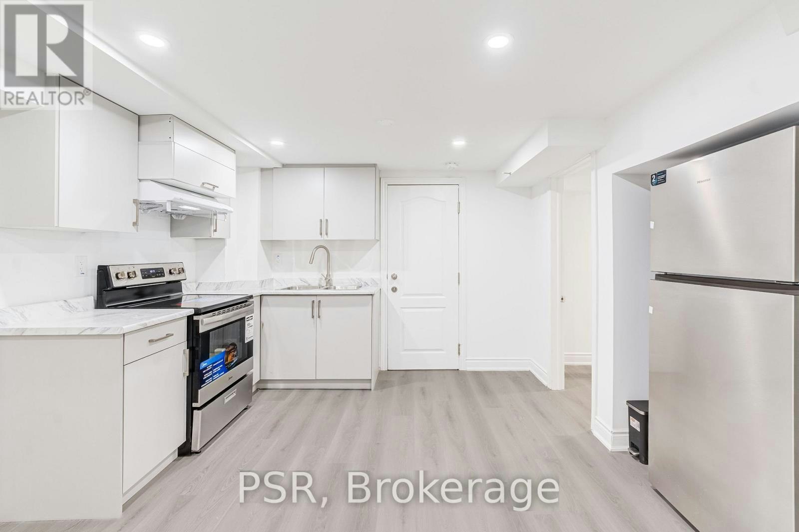 LOWER-24 Skelmore Crescent, Toronto, ON, M3A 2G8 - 2