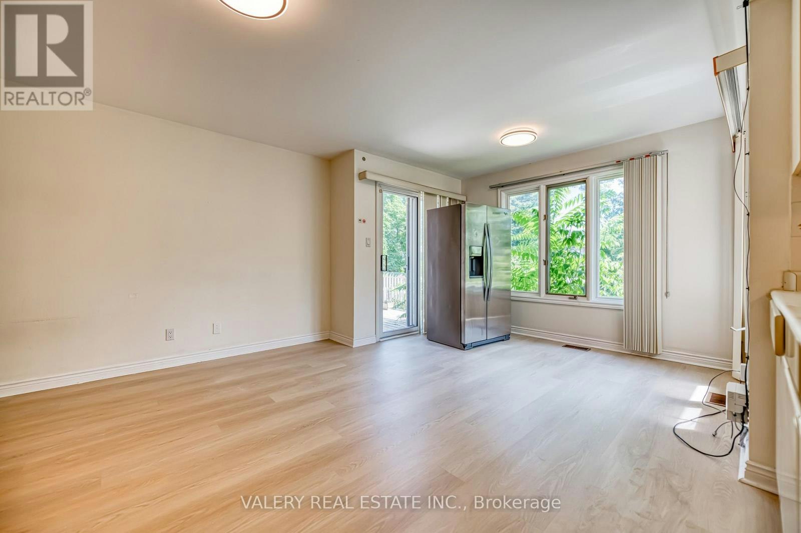163 Holmes Avenue, Toronto, ON, M2N 4M7 - 13