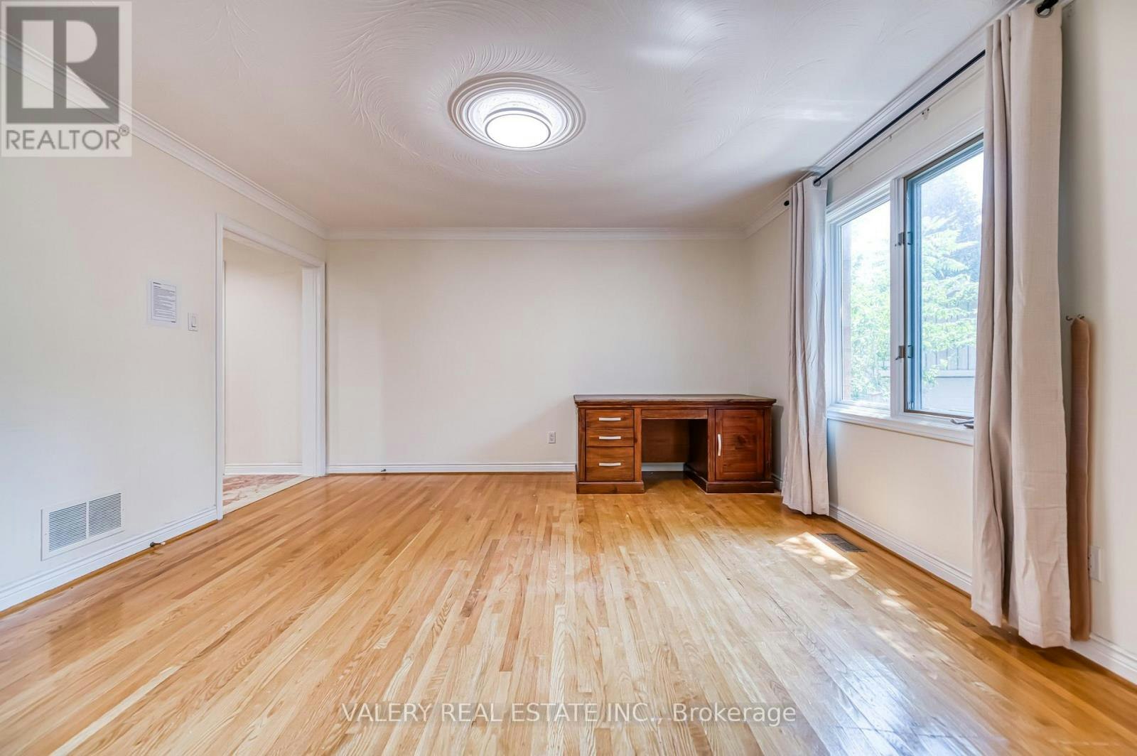 163 Holmes Avenue, Toronto, ON, M2N 4M7 - 7