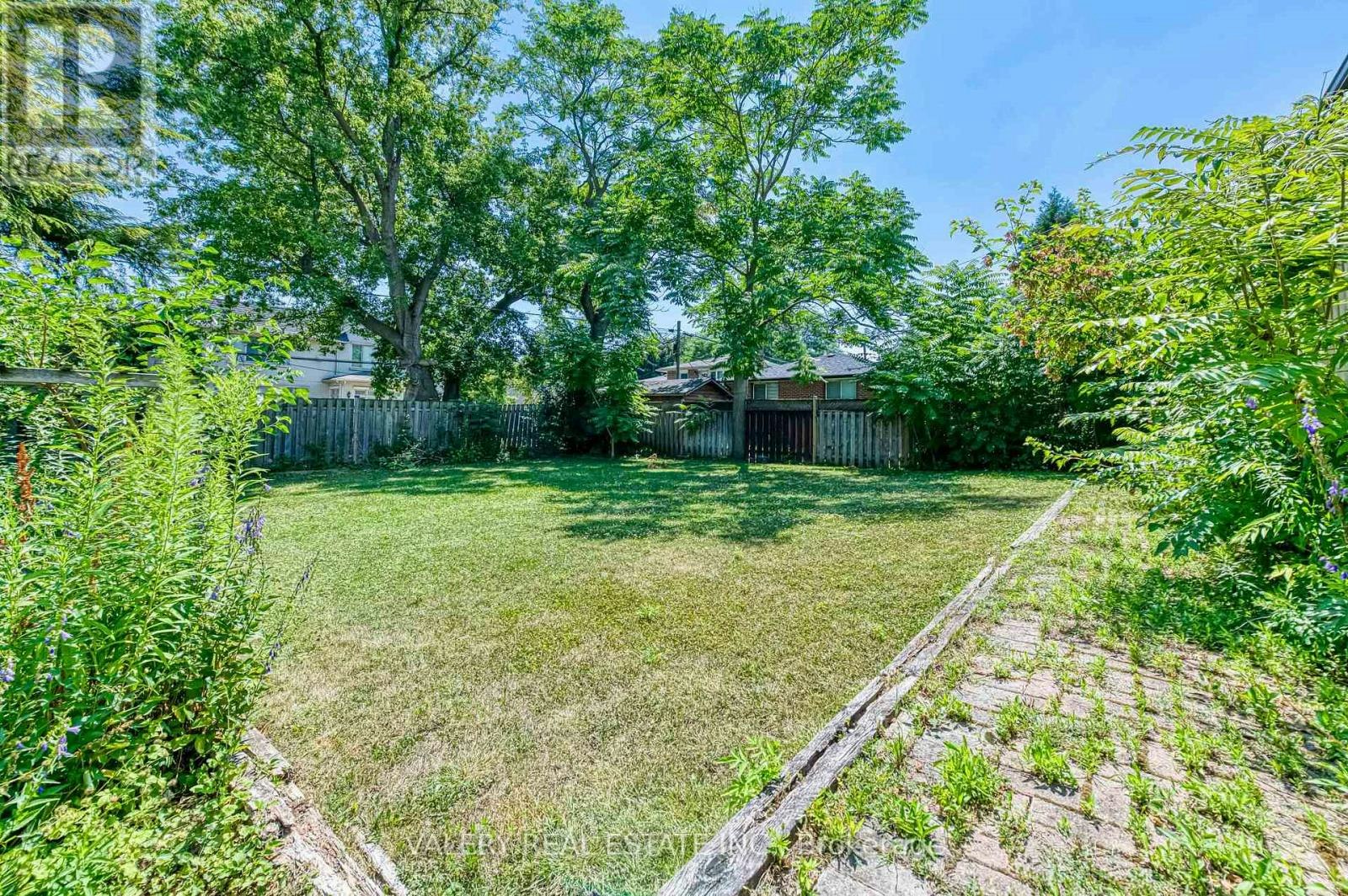 163 Holmes Avenue, Toronto, ON, M2N 4M7 - 31