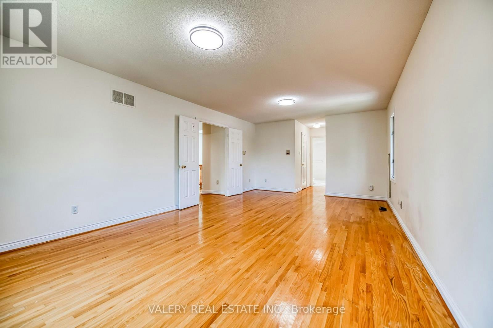 163 Holmes Avenue, Toronto, ON, M2N 4M7 - 20