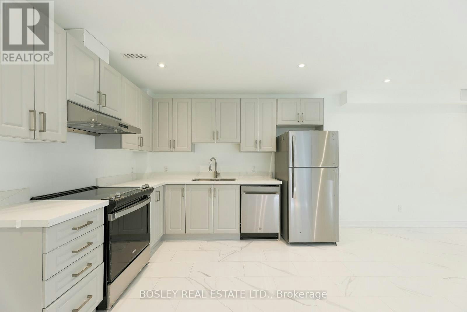 LOWER-9 Queen Victoria Street, Toronto, ON, M4J 1E8 - 8