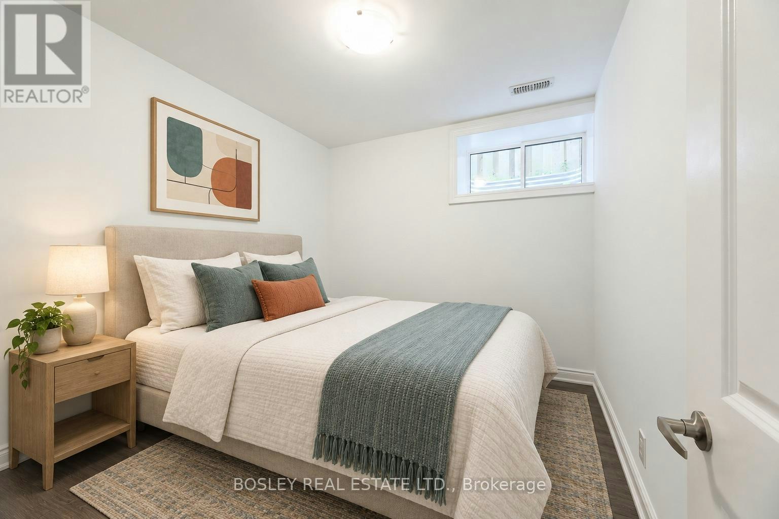 LOWER-9 Queen Victoria Street, Toronto, ON, M4J 1E8 - 12