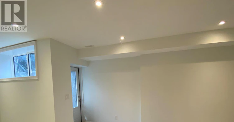 LOWER-9 Queen Victoria Street, Toronto, ON, M4J 1E8 - 8