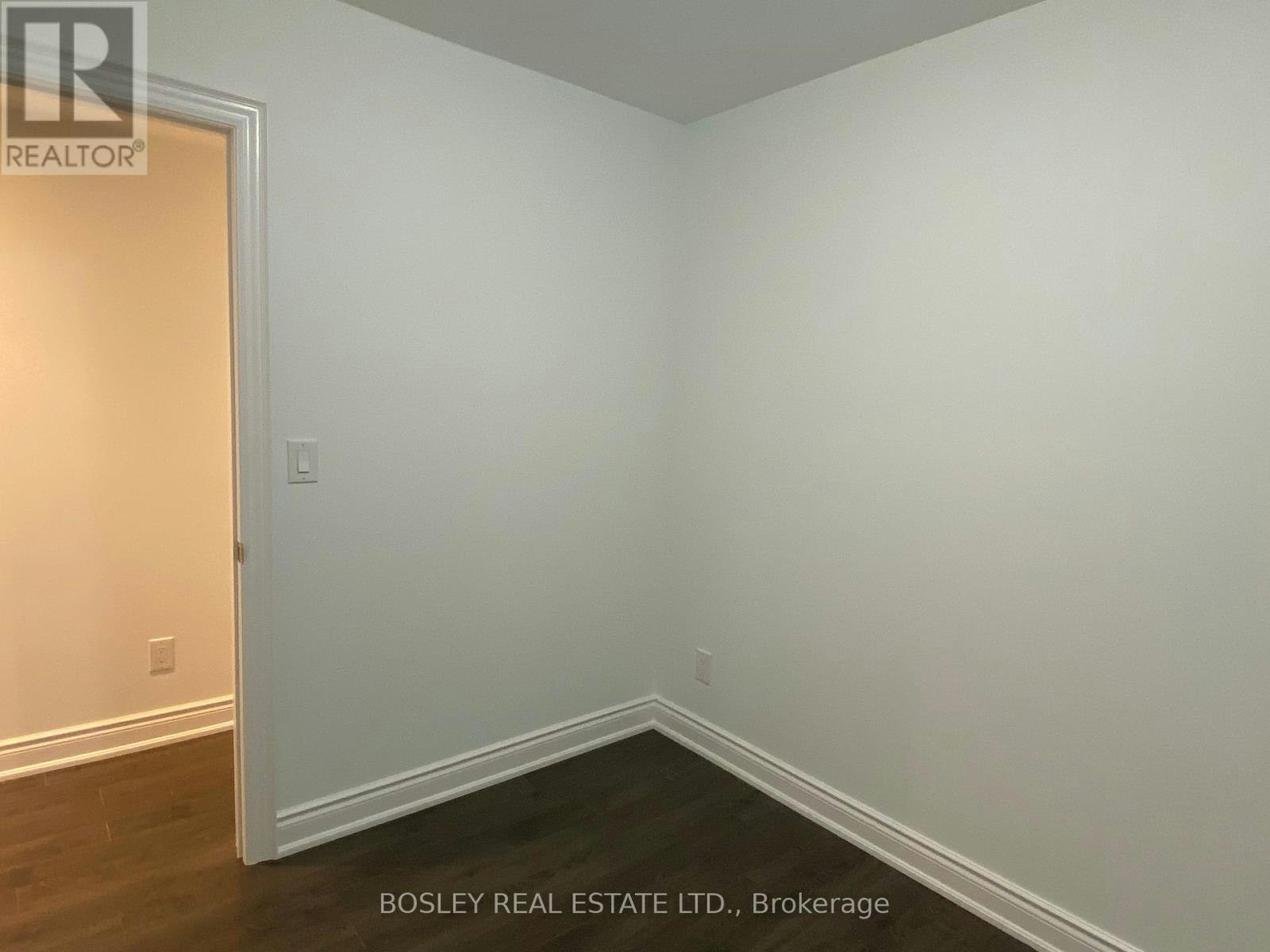 LOWER-9 Queen Victoria Street, Toronto, ON, M4J 1E8 - 11