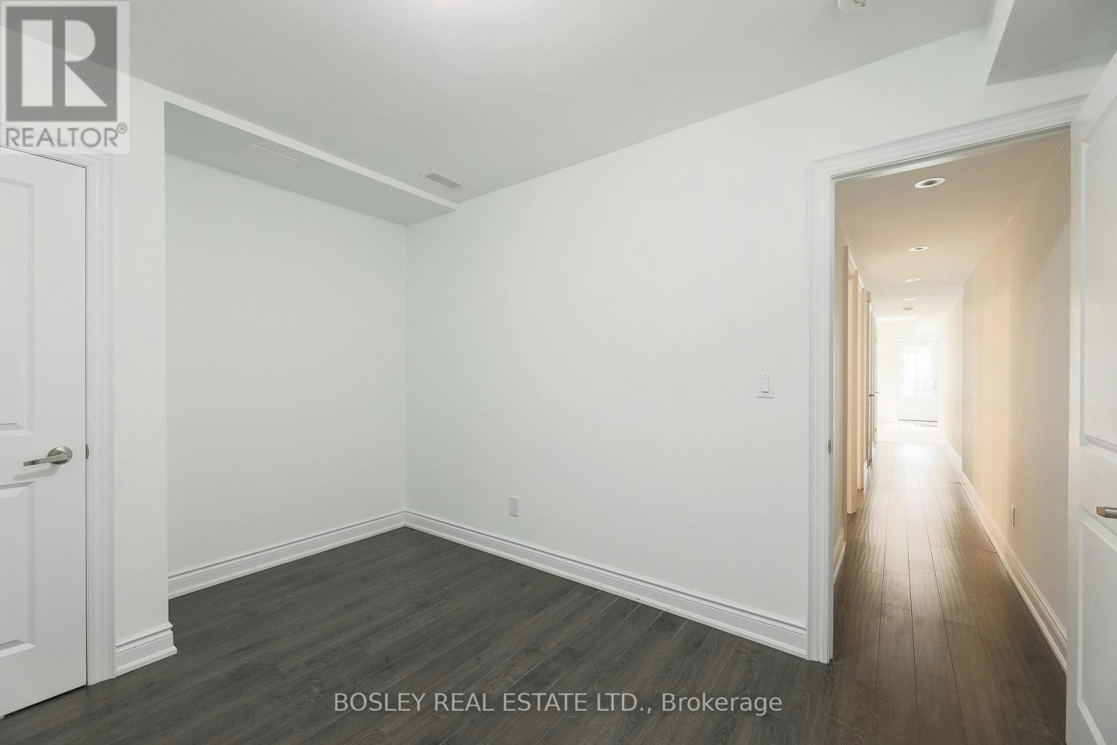 LOWER-9 Queen Victoria Street, Toronto, ON, M4J 1E8 - 15