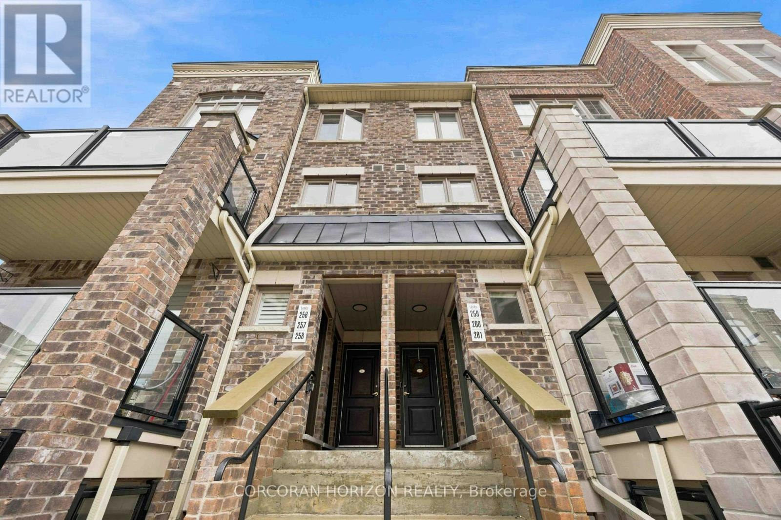 258-60 Parrotta Drive, Toronto, ON, M9M 0B4 - 2