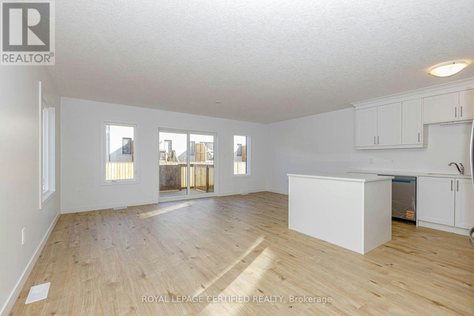 26 Oak Forest Common Crescent, Cambridge, ON, N1S 0G3 - 6