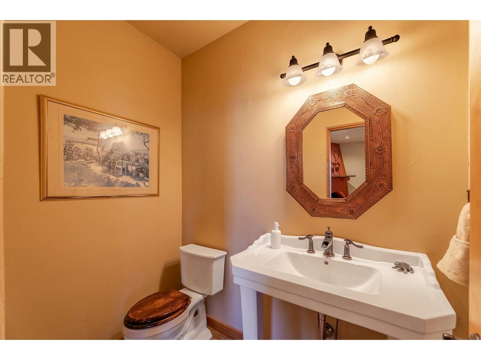 105-483 Maurice Street, Penticton, BC, V2A 5V8 - 15