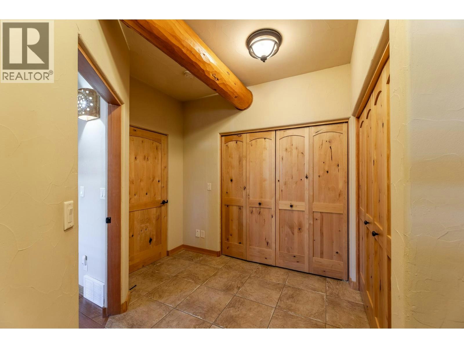 105-483 Maurice Street, Penticton, BC, V2A 5V8 - 30