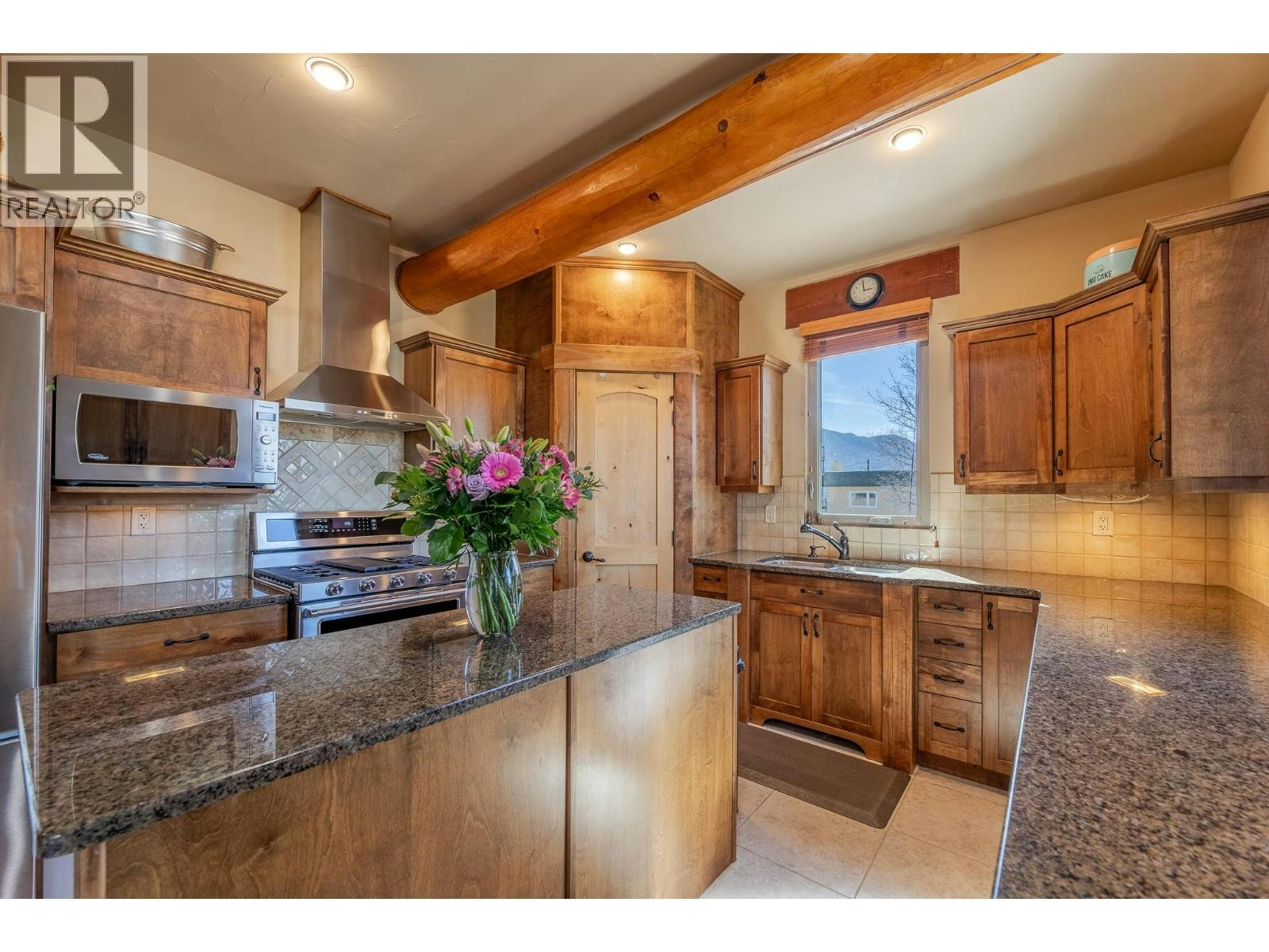 105-483 Maurice Street, Penticton, BC, V2A 5V8 - 8