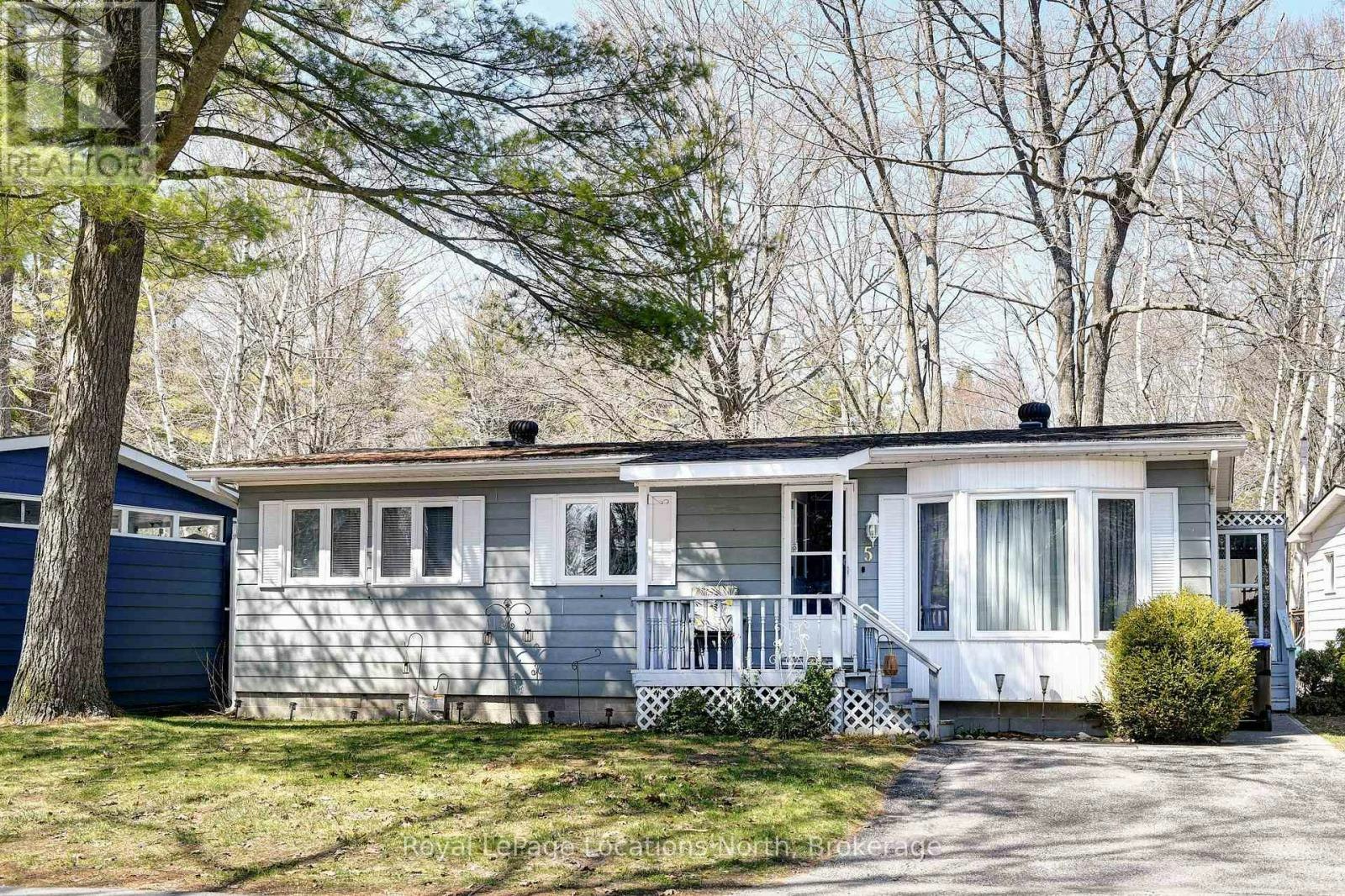 5 Murray Drive, Wasaga Beach, ON, L9Z 1K3