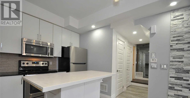 96-23 Eldora Avenue, Toronto, ON, M2M 1R3 - 13