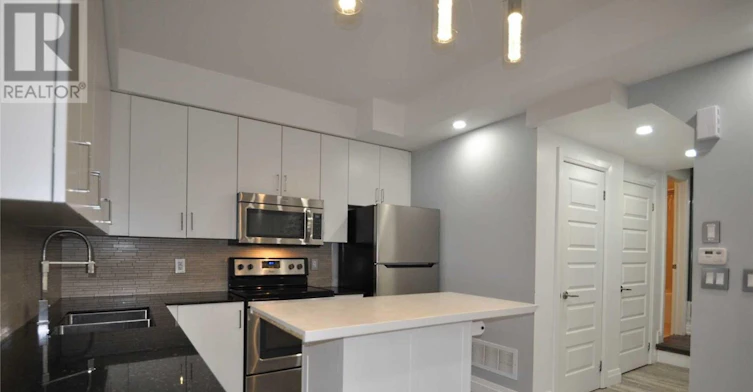 96-23 Eldora Avenue, Toronto, ON, M2M 1R3 - 5