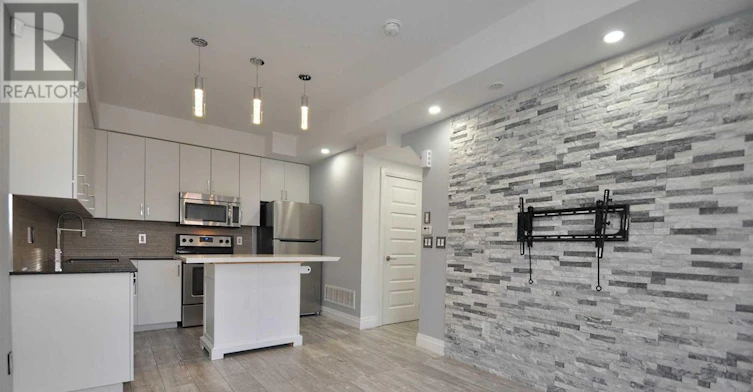 96-23 Eldora Avenue, Toronto, ON, M2M 1R3 - 9