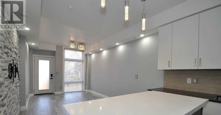96-23 Eldora Avenue, Toronto, ON, M2M 1R3 - 6
