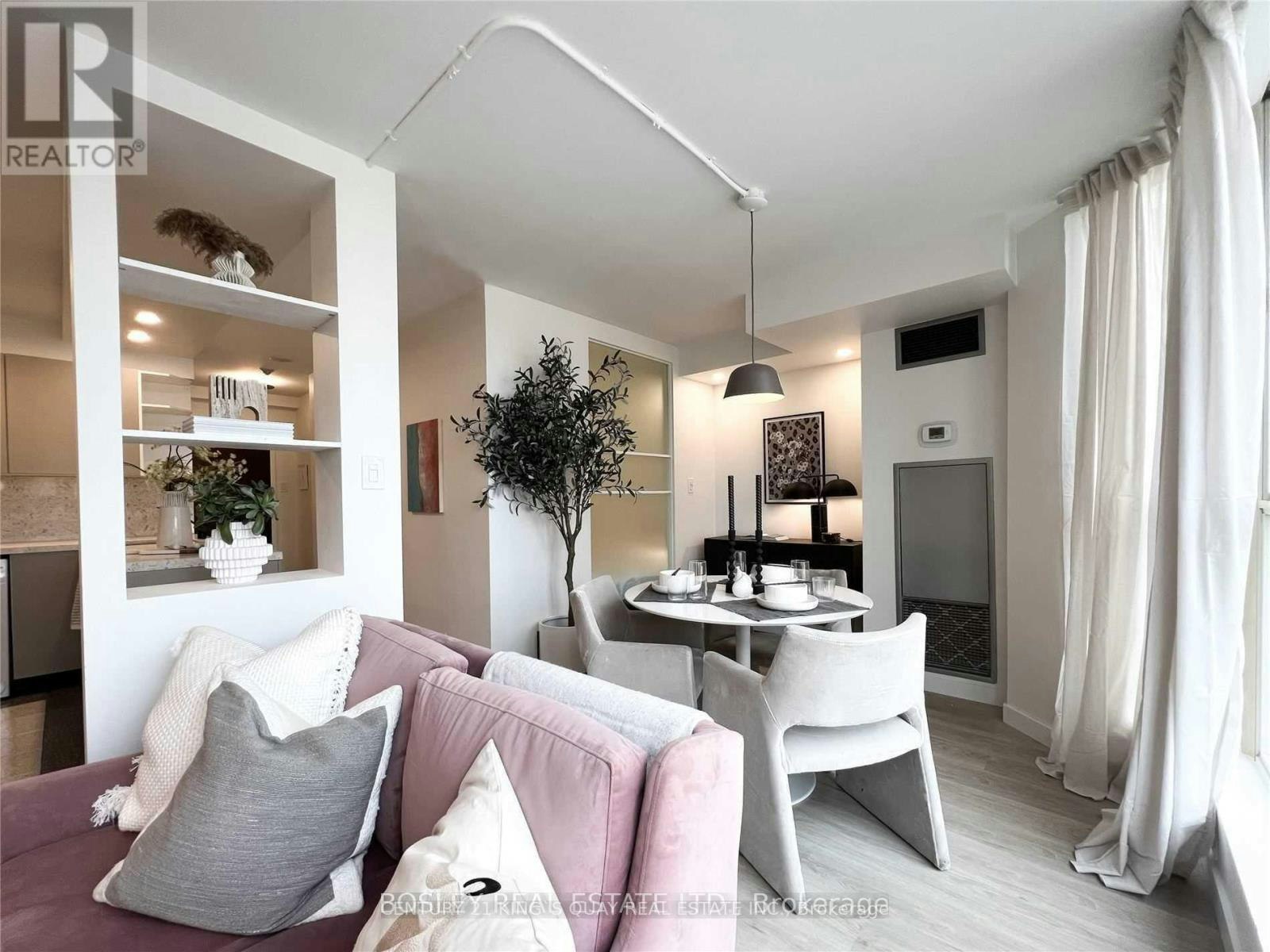 803-1055 Bay Street, Toronto, ON, M5S 3A3 - 21
