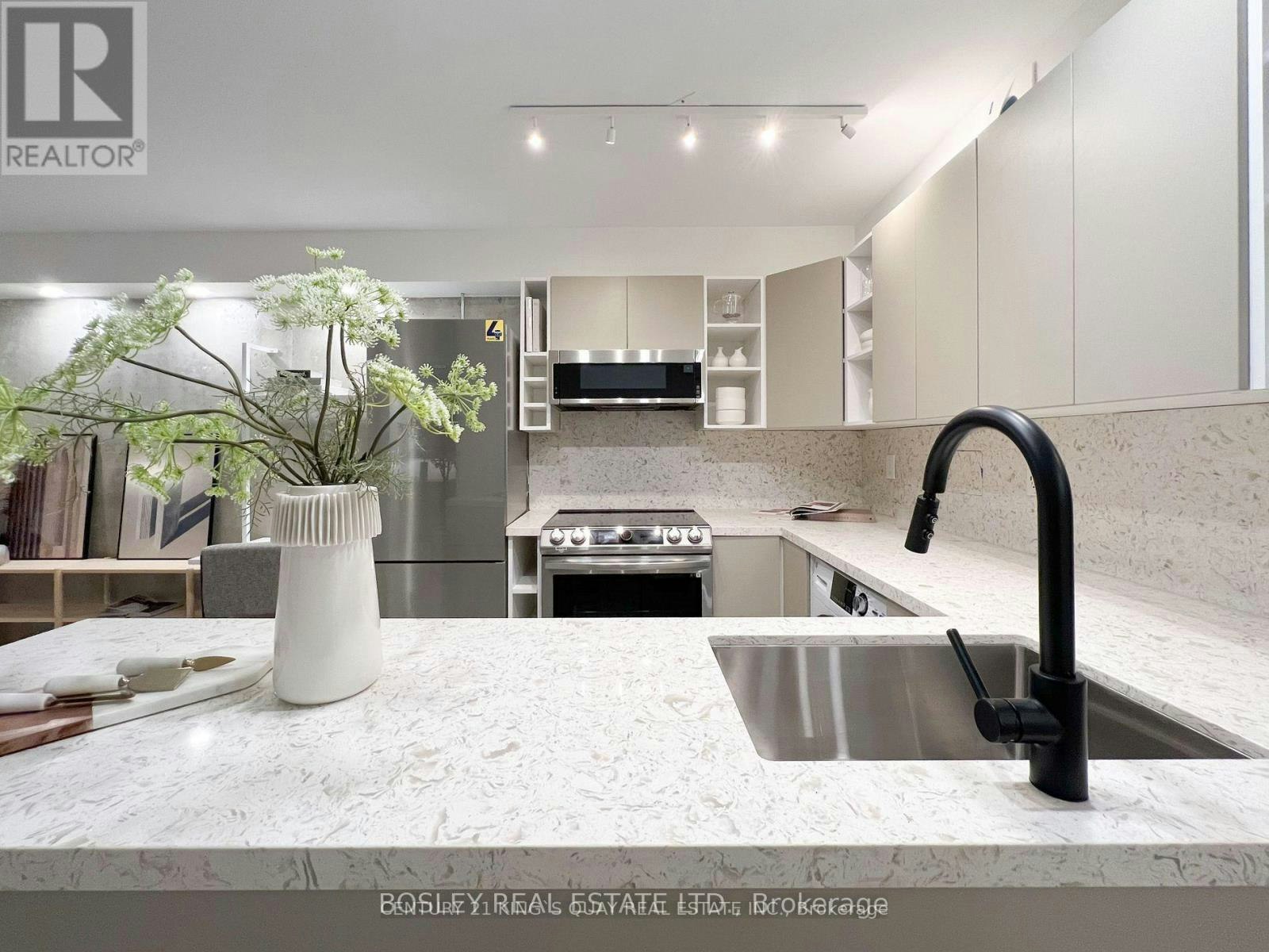 803-1055 Bay Street, Toronto, ON, M5S 3A3 - 23