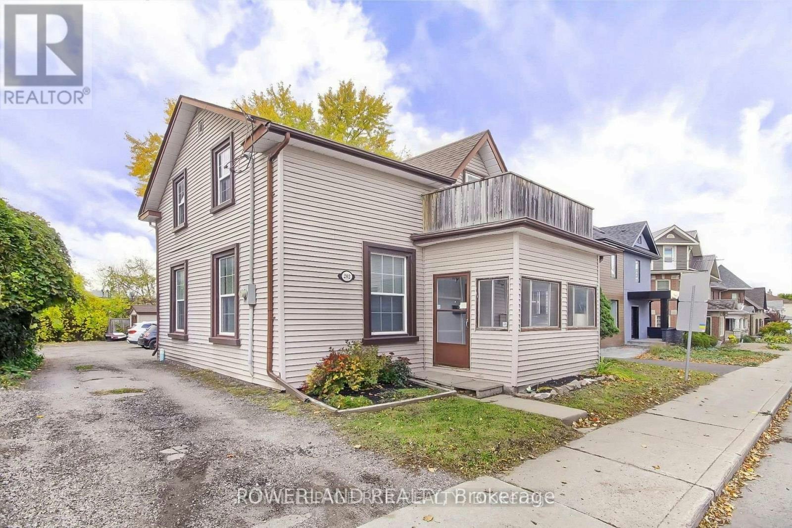 1-202 Prospect Street, Newmarket, ON, L3Y 3T6 - 8