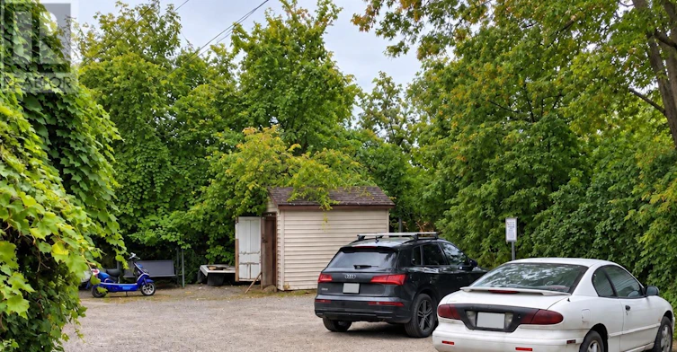1-202 Prospect Street, Newmarket, ON, L3Y 3T6 - 9