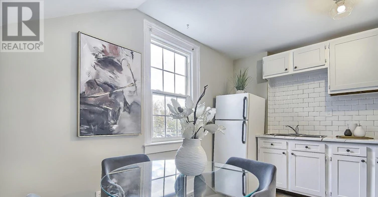 2-202 Prospect Street W, Newmarket, ON, L3Y 3T6 - 18