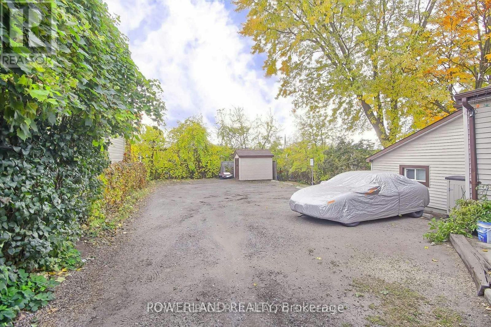 2-202 Prospect Street W, Newmarket, ON, L3Y 3T6 - 29