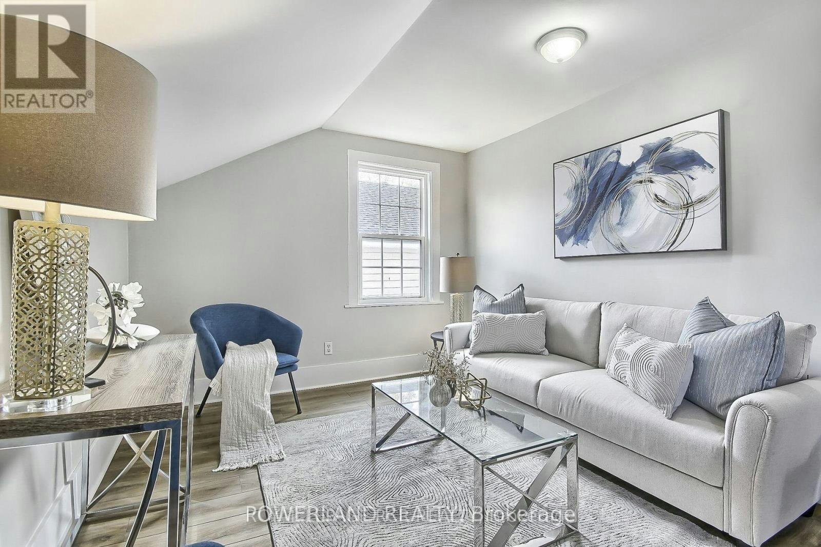 2-202 Prospect Street W, Newmarket, ON, L3Y 3T6 - 11