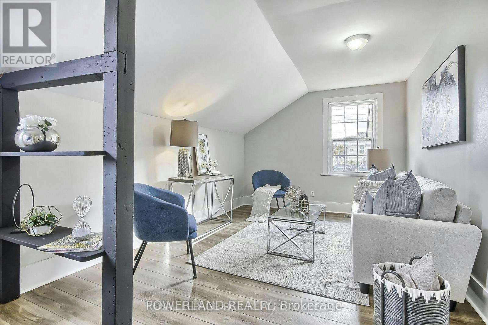 2-202 Prospect Street W, Newmarket, ON, L3Y 3T6 - 10