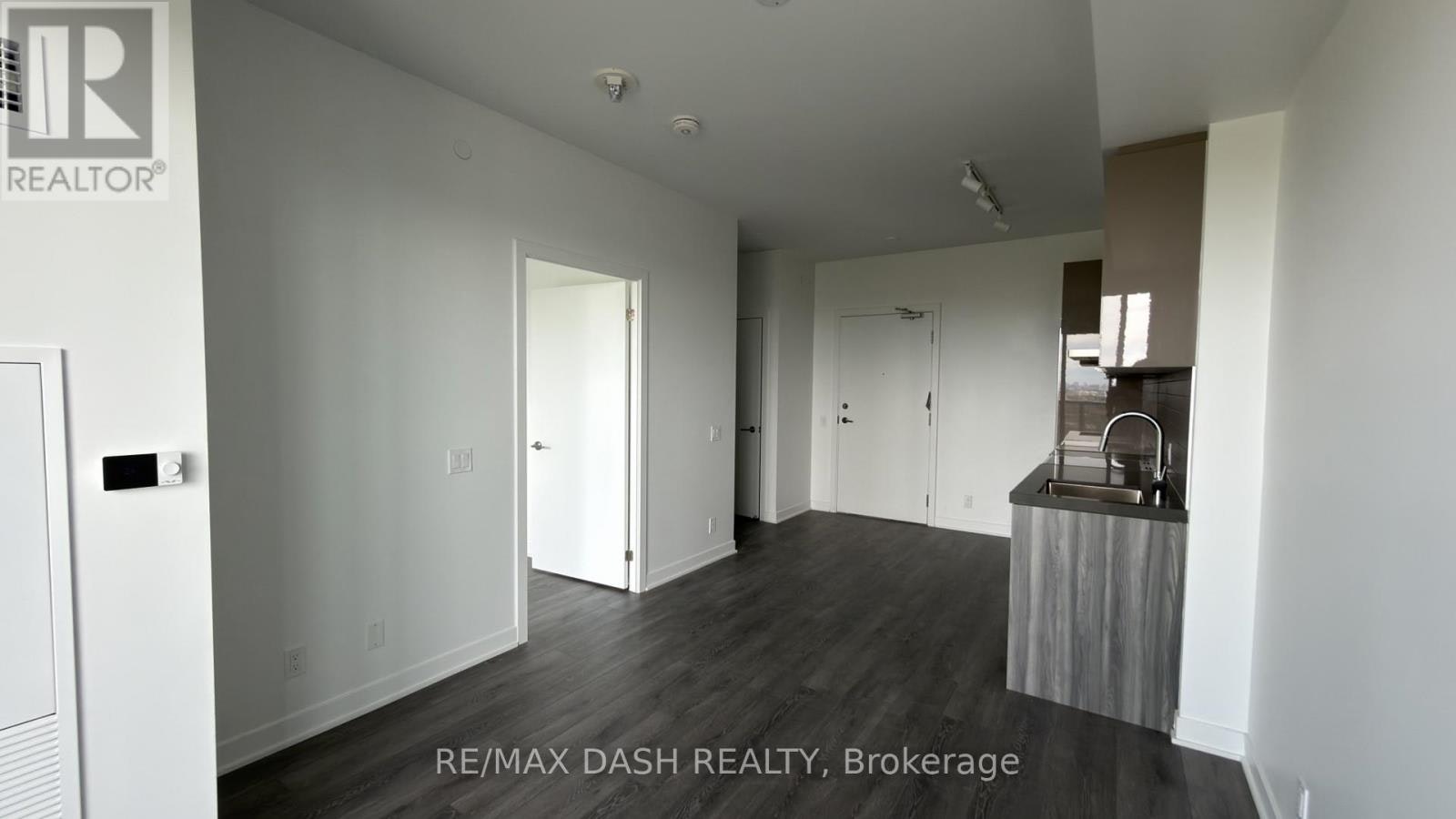 2015-6 Flavelle Trail, Vaughan, ON, L4L 0M8 - 11