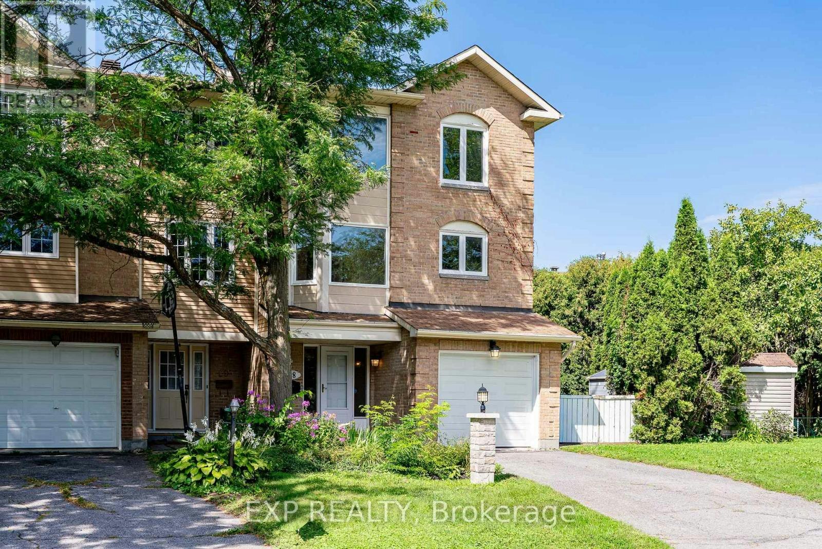 18 Arbordale Crescent, Ottawa, ON, K2G 5C6