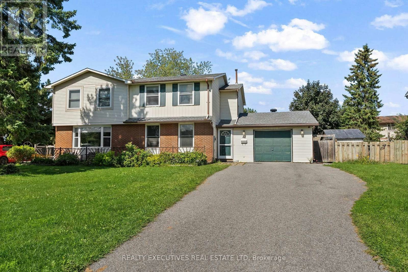 41 Winchester Drive, Ottawa, ON, K2L 2C8