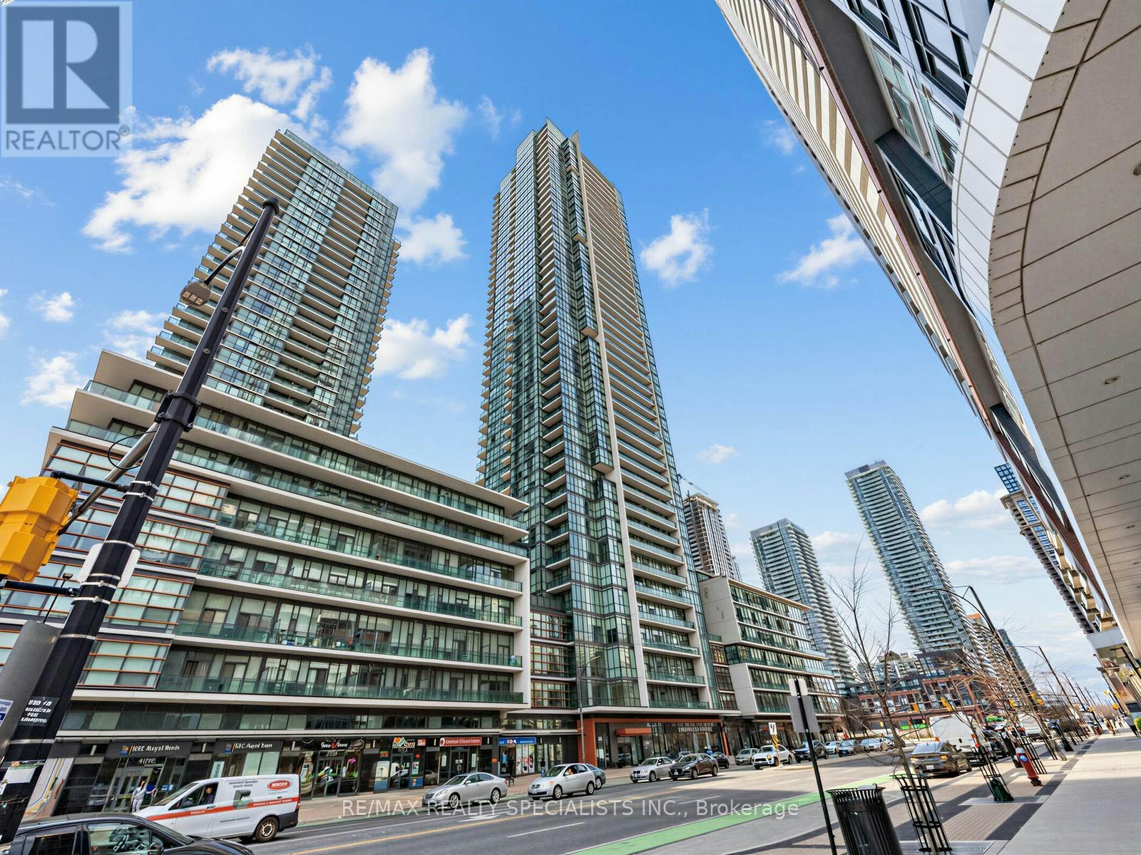 1507-4070 Confederation Parkway, Mississauga, ON, L5B 0E9