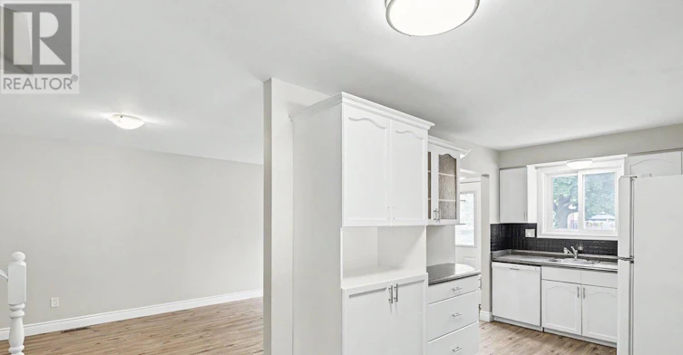 287 Portsmouth Crescent E, London, ON, N5V 4E1 - 8