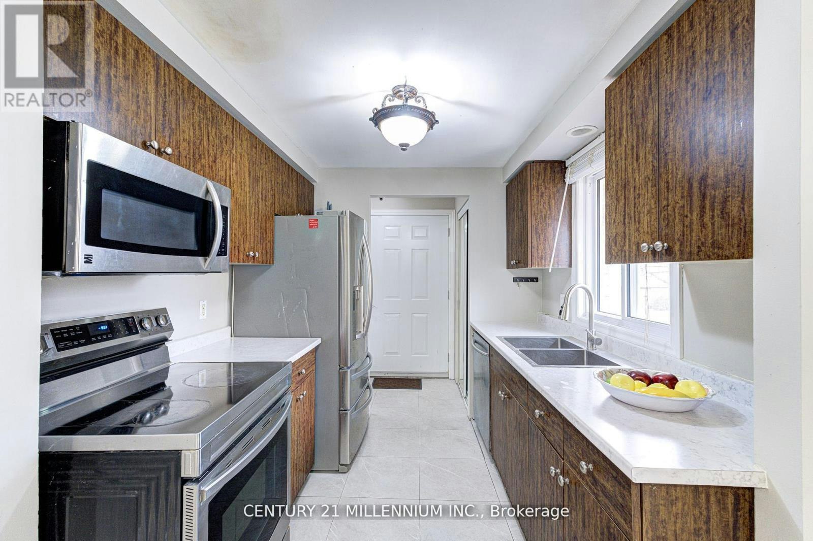 15 Northview Heights Drive, Cambridge, ON, N1R 6Z9 - 18