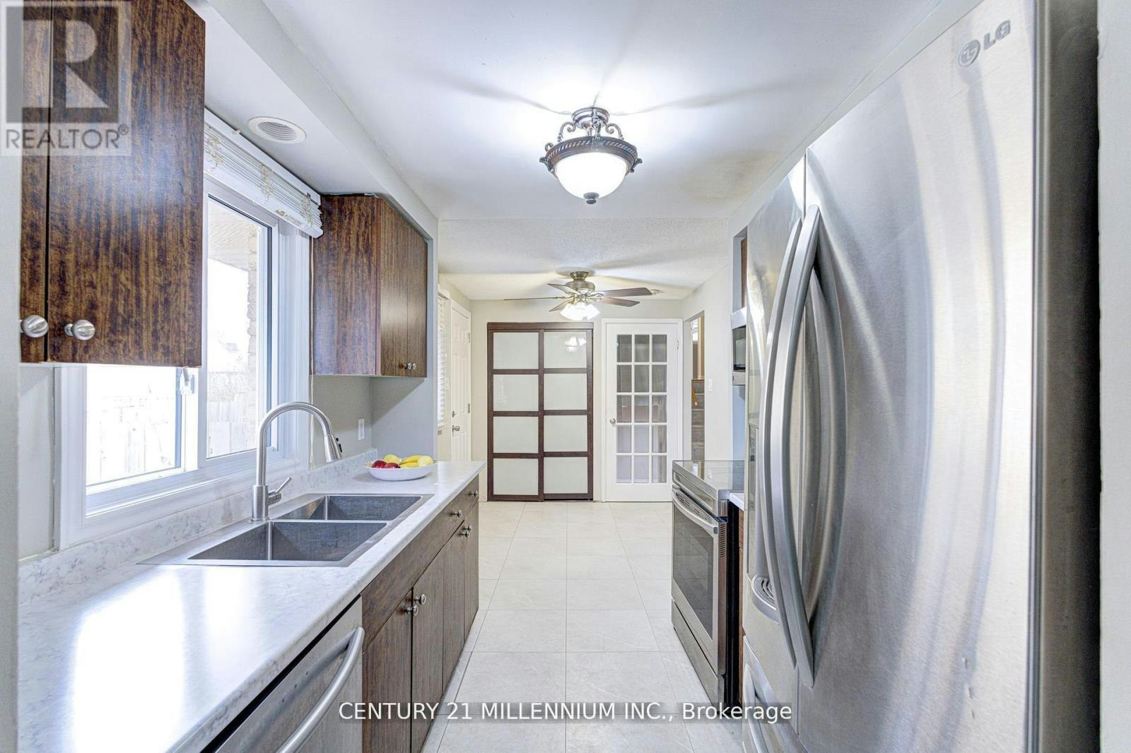 15 Northview Heights Drive, Cambridge, ON, N1R 6Z9 - 21