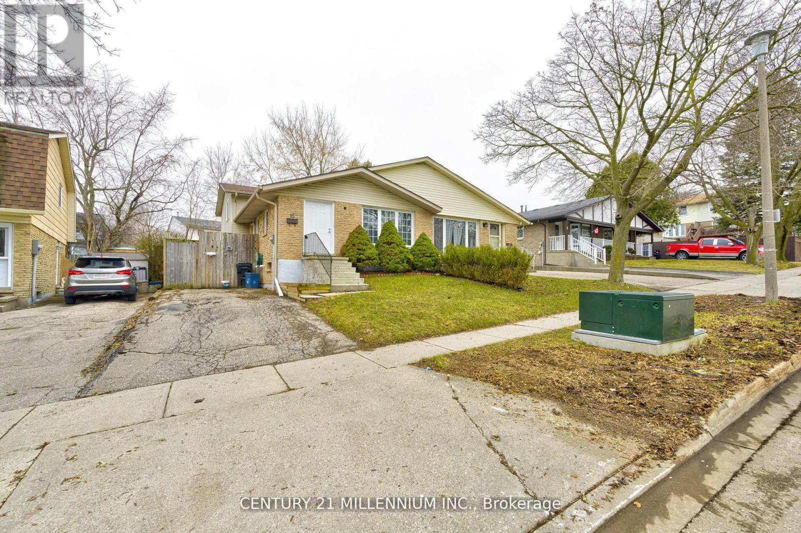 15 Northview Heights Drive, Cambridge, ON, N1R 6Z9 - 4