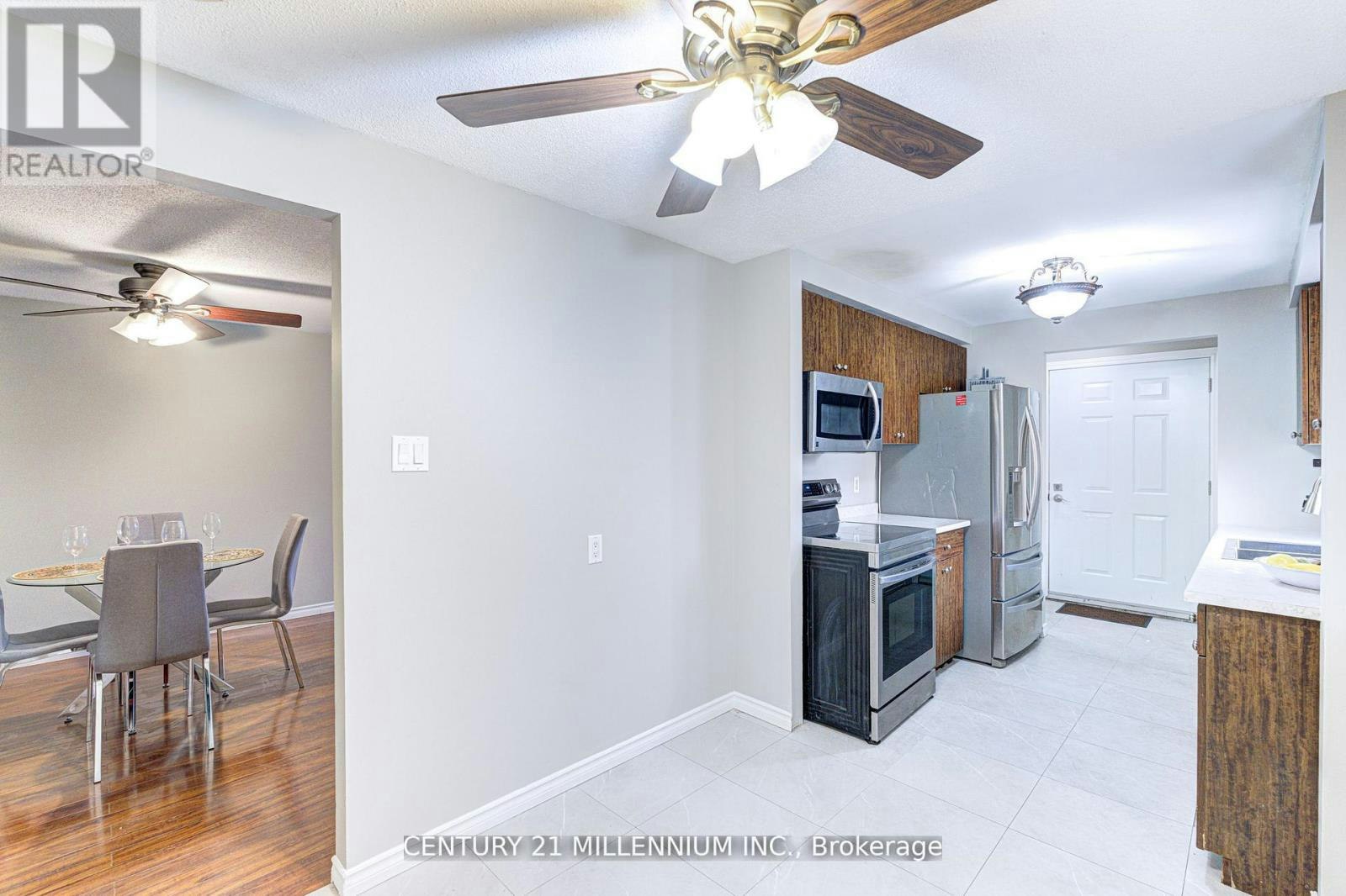 15 Northview Heights Drive, Cambridge, ON, N1R 6Z9 - 16