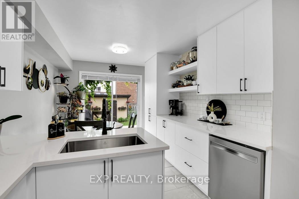 138 Acklam Terrace, Ottawa, ON, K2K 2J5 - 10