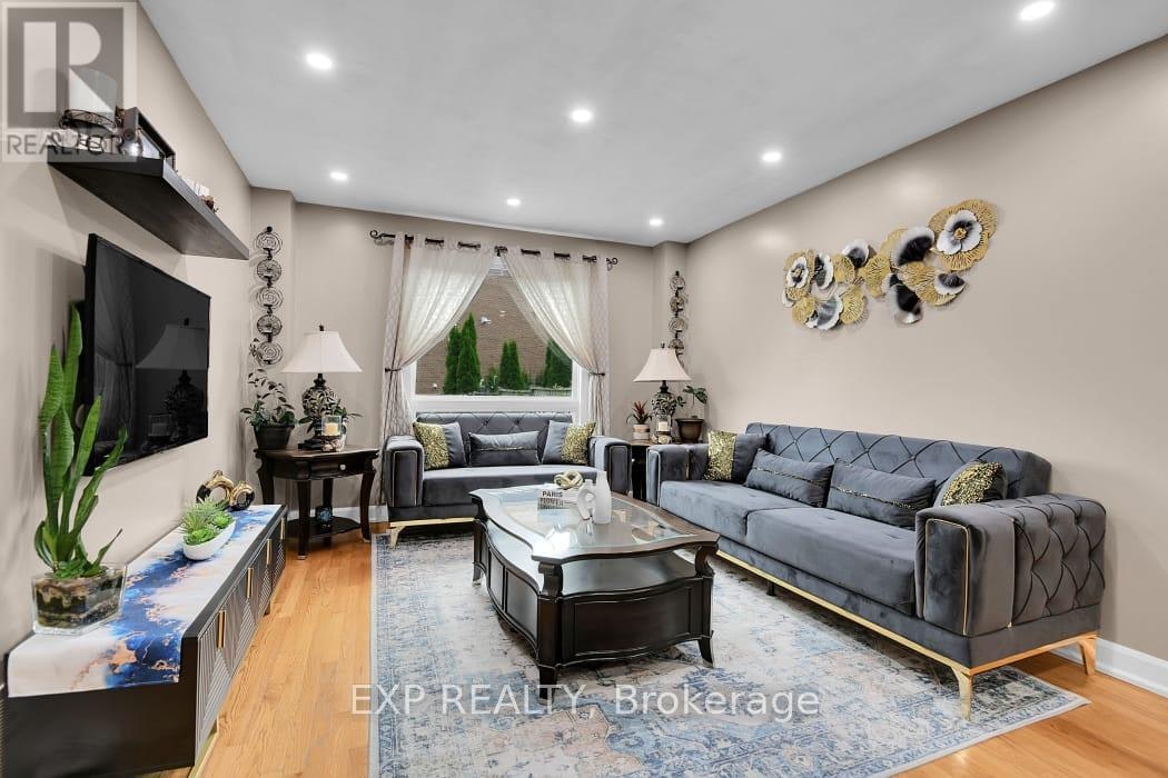 138 Acklam Terrace, Ottawa, ON, K2K 2J5 - 5
